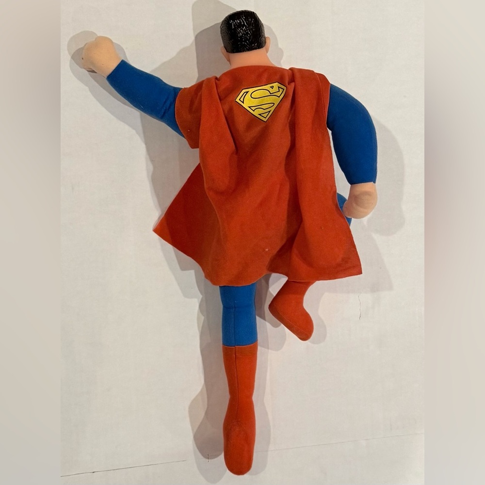 Vintage 90’s Superman 16” Plush Toy Doll by DC Comics Vtg Superhero Figure 1990 - Picture 2 of 3